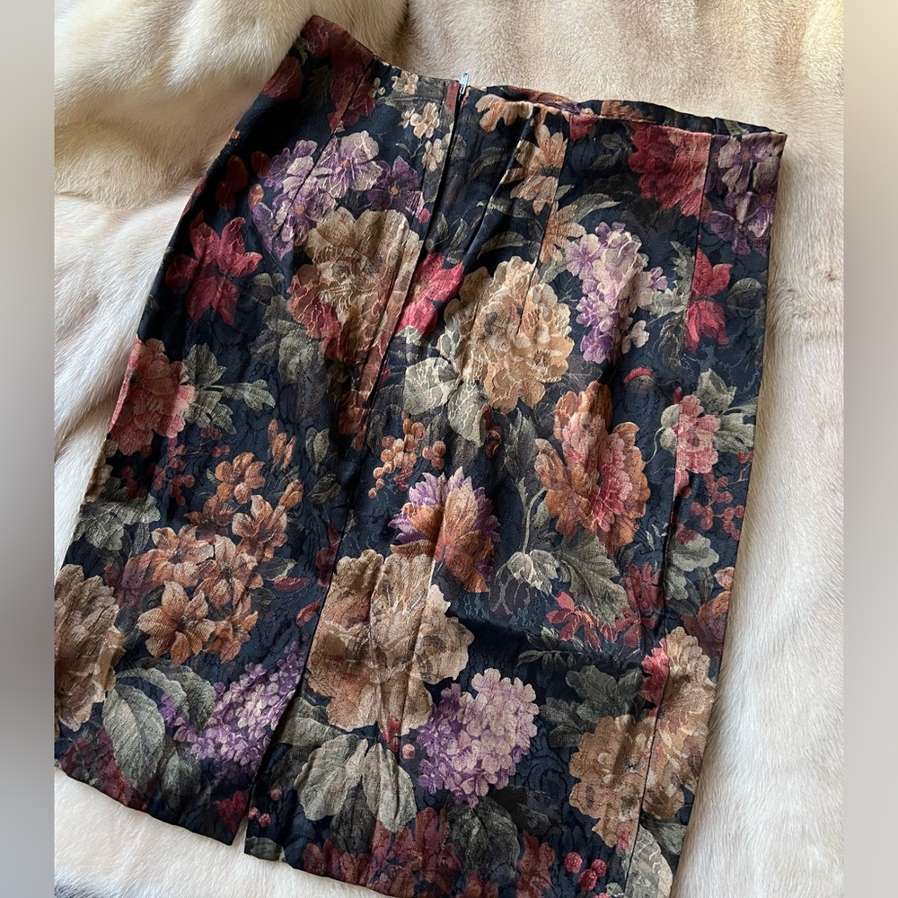 D’knits Silky Floral Black Skirt